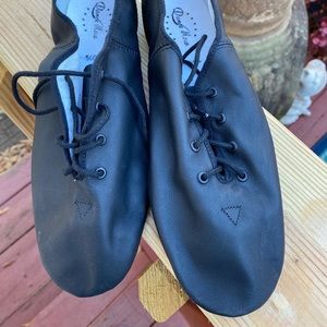 Dance shoes